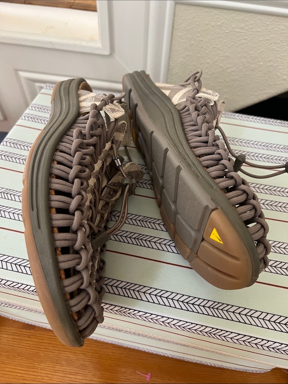 New Keen Uneek ii convertible canvas brindle natural W 13 M 11.5 EU 45 - Picture 7 of 7